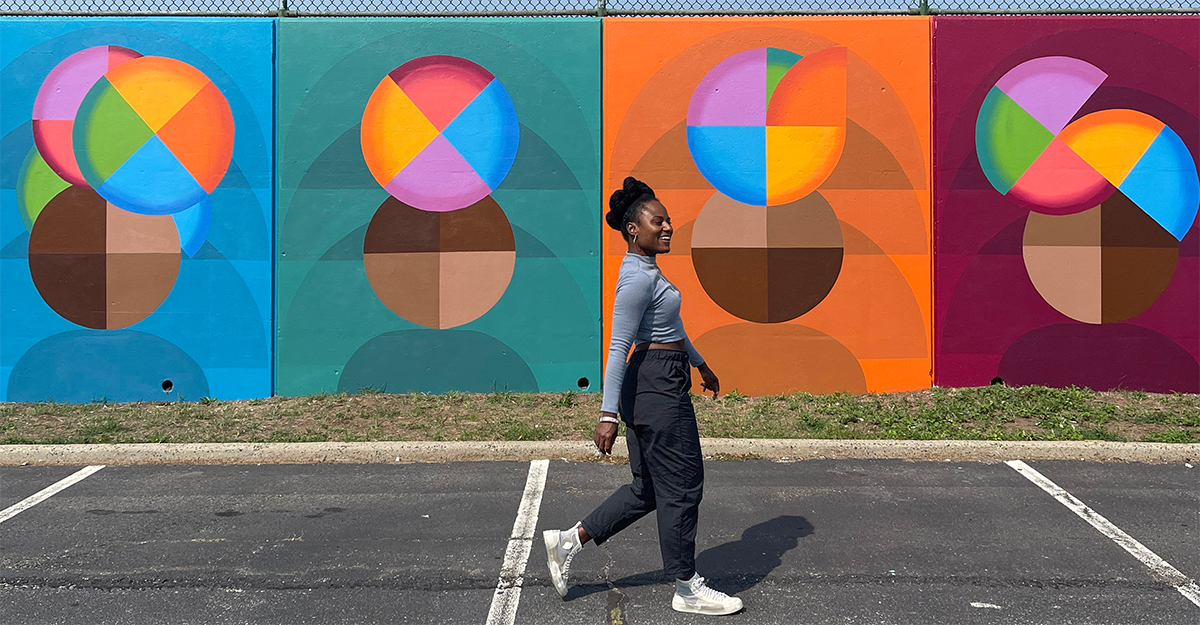 Our #ArtsinMedicine department selected 6 artists to create community murals across our health system. The artists will design the murals in collaboration with hospital staff and the community, followed by 'paint parties' to create the mural: on.nyc.gov/3xBzkPE.