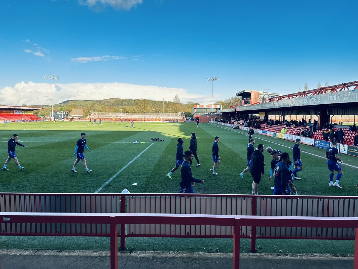 FC Halifax Town vs Ebbsfleet United at the home of Accrington Stanley.

Right, I used to be decent at Geography at school but I can’t explain this one…

#nonleague #whogivesyouextra