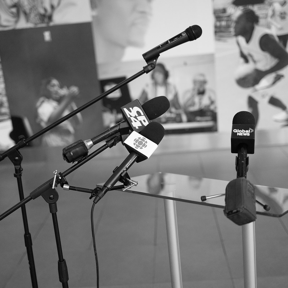 The media event for my new solo Project T-Dot art exhibit at Billy Bishop Toronto City Airport occurred on Wednesday, January 24, 2024.

My new exhibit has been a blessing, and more information on its media event is available here: tinyurl.com/5n8ruh5u. #toronto #projecttdot