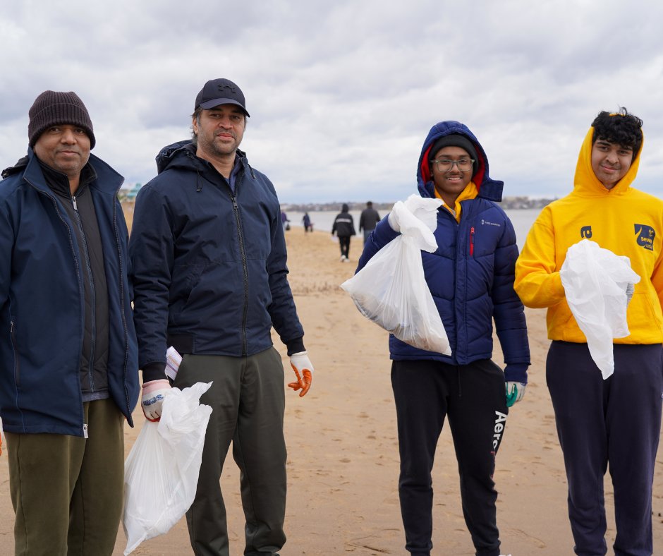 From sandy shores to sparkling smiles, our volunteers showed up big time for the Beach Sweep event with @CleanOcean! Thanks to everyone who joined us in keeping our beaches beautiful!