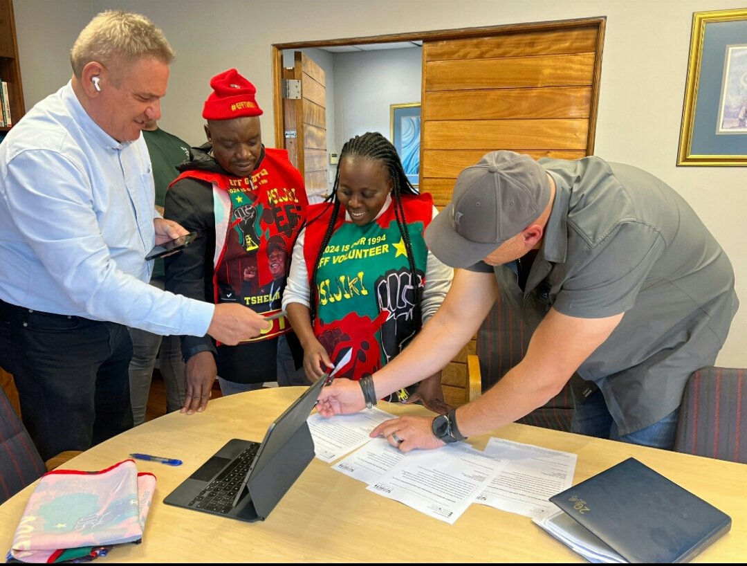 NEWS: The EFF's Labour Desk has scored a victory for 14 employees of Lifelong Resource Pty (Ltd) who were unfairly dismissed. The Bedfordview based company has agreed to reinstate them. @ScrollaAfrica