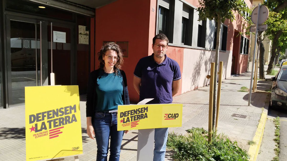 Apostem per adaptar la pagesia l'emergència climàtica amb un canvi urgent de model agrari sense deixar cap pagès i pagesa enrere. 🔴 No pot ser que empreses com AGROSEGURO s'aprofitin del canvi climàtic per facturar milions d'euros. ✅ Ens cal una ASSEGURADORA AGRÀRIA PÚBLICA!