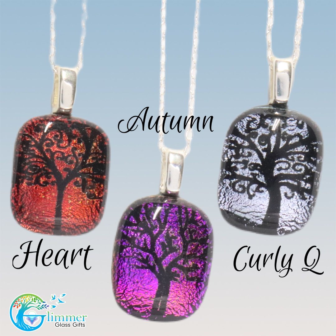 Things come in all different shapes and sizes?

Why?

Because nobody likes the same exact things.

So, we give you Mini Pendants.

This is how we #MakeLifeGlimmer

Providing options.

#handmadejewelry #handmade #madeinusa #madeinamerica #glass #wholesale #jewelry #pendant