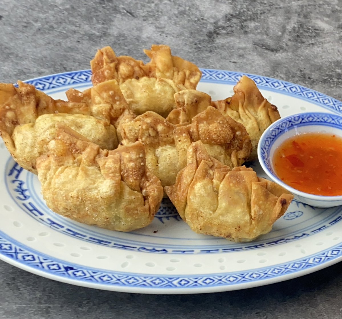 LilianHiw's tweet photo. Left-over bread? Make prawn toast! 1 last space left on the Dim Sum class- it’s popular class so book early to secure a space.
https://t.co/O2I3d0Za02
.
.
#cookeryclasses
#privatecookingclass
#cookinglessons
#culinaryschool
#learntocook
#lilianskitchen
#giftideas https://t.co/BjyPDACJD3