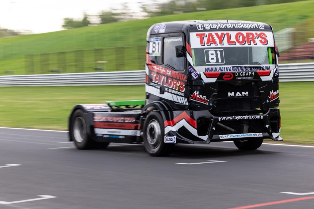 taylorstruckspt's tweet photo. Autodrom Most 🇨🇿Testing 
Two days done and one to go.
Mark and the #81 are flying 🏁🏁
What a great couple of days the truck is running faultlessly and it’s 😃 smiles from all around the team.
Great job Mark and the team
@FIA_ETRC @AutodromMost https://t.co/3S8P6F3XlR