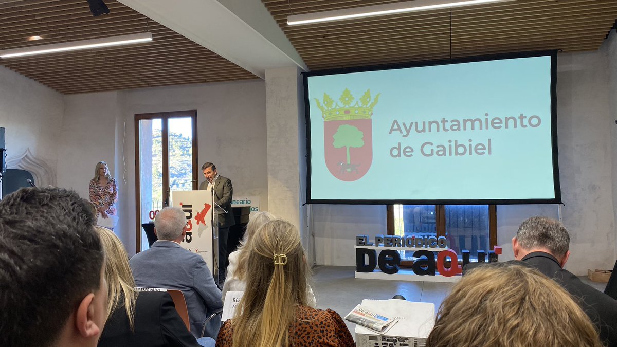 #PREMIOSEPDA
Entrega de premios del Periódico de Aquí. Enhorabuena a Pére Valenciano. Premio de patrimonio a Gaibiel.