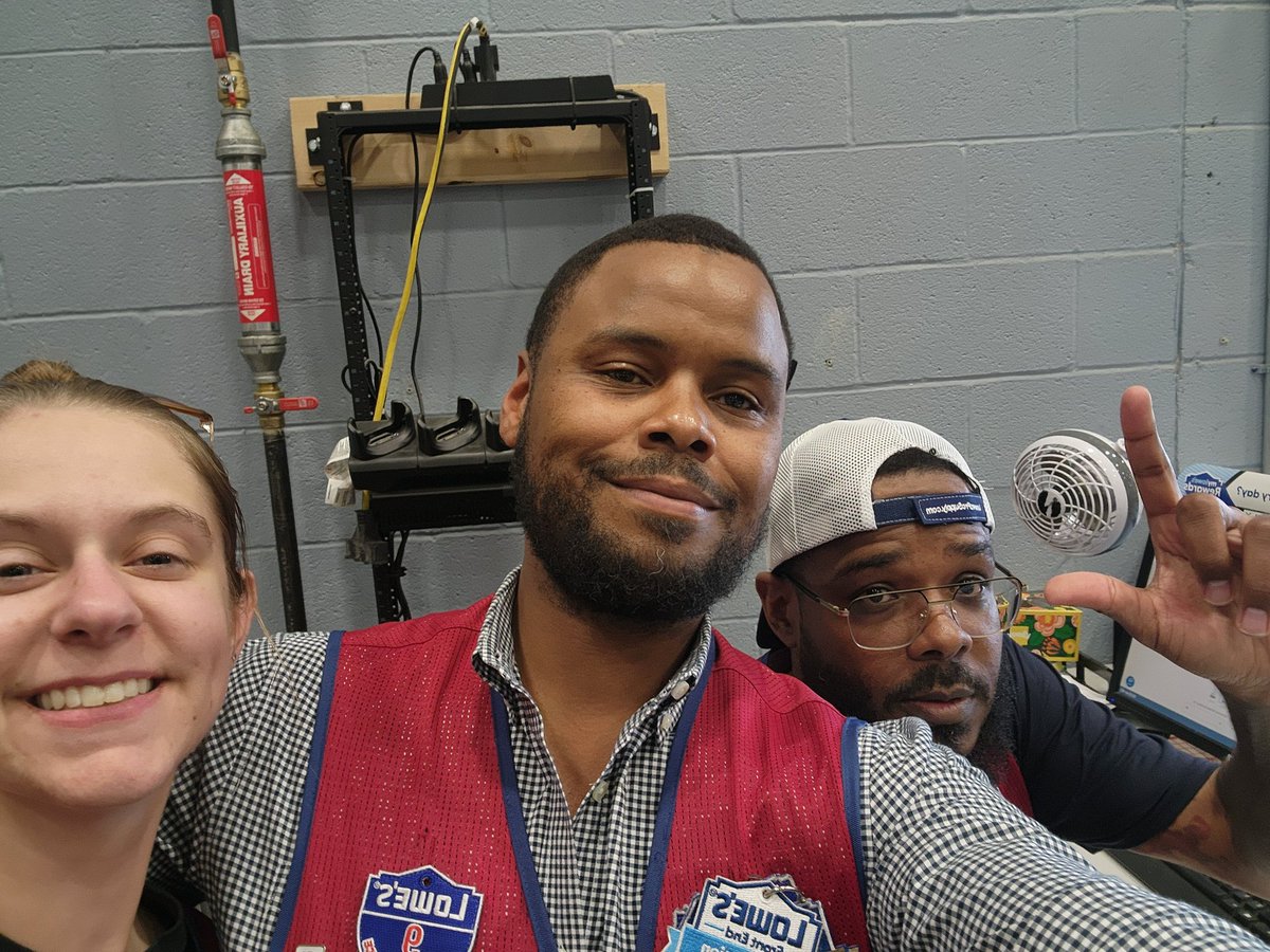 Mr_Holliday720's tweet photo. I'm so appreciative to be on this team! QTD # 1 in the District &amp; Region in sales! # 8 in the company in Specialty Sales! # 1 in the District in Install sales! # 1 in the District in PRO sales!  #Allin #Hungrytowin https://t.co/axfUQsXb7J