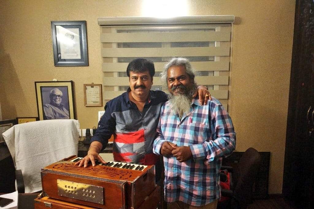 kayaldevaraj's tweet photo. #RIPVivek #Vivek
#ActorVivek #விவேக்
#Vivek 3rd Year Death Anniversary
உங்களுடன் நான் எடுத்துக் கொண்ட கடைசி போட்டோ ❤️
சின்னககலைவாணர் விவேக் அவர்களின் 3வது ஆண்டு நினைவு நாள் https://t.co/REdBqJkdJE