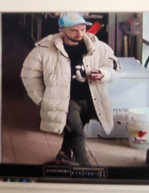 Portage #rcmpmb are investigating a theft that occurred on Mar 9 @ a business on Sissons Dr. 2 males & a female went to the electronic area & stole 60 Apple iPhones totalling more than $70,000. Recognize this male? Call RCMP @ 204-857-4445. Info: wcms.pub.rcmp-grc.gc.ca/en/node/143789