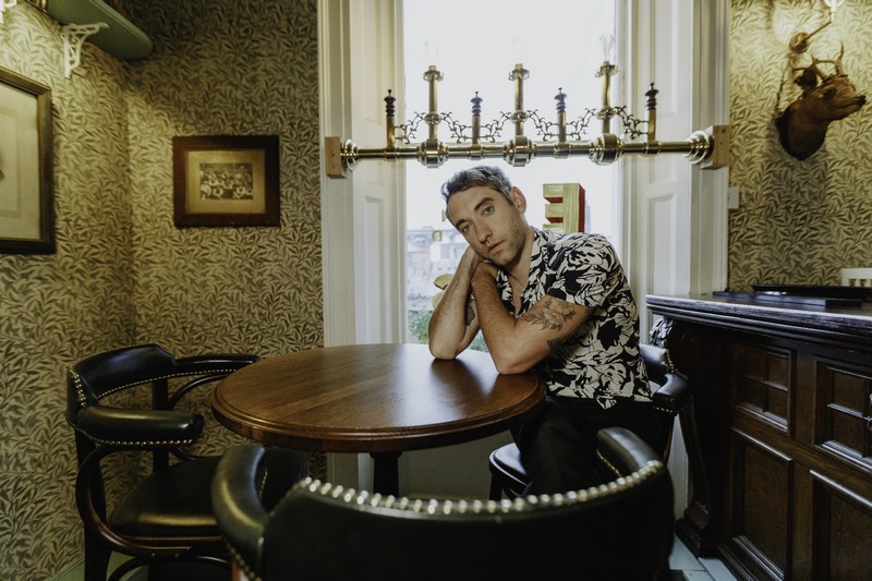StarryMag's tweet photo. .@BANNERSMUSIC fans find out what the #singersongwriter and #popmusic artist shares exclusively with reporter @AlexGiLMnr about his All Back to Mine album at https://t.co/r8tqLMSgM2! #AllBacktoMine
