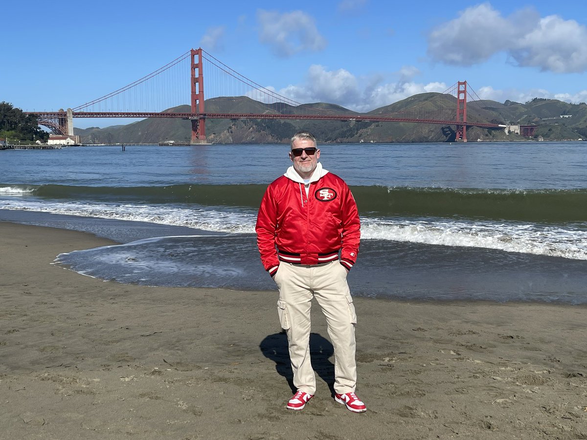 pat_tiki's tweet image. #StarterOfficial #Starterjacket