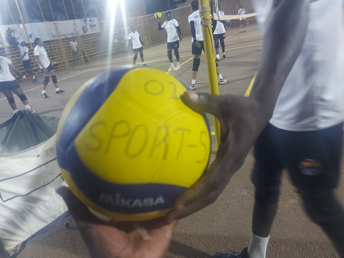 🚩Mine 🚩My ball 🚩Ball Passionate volleyballers know the meaning/value of these words during the game📢 #ClassicVolleyB