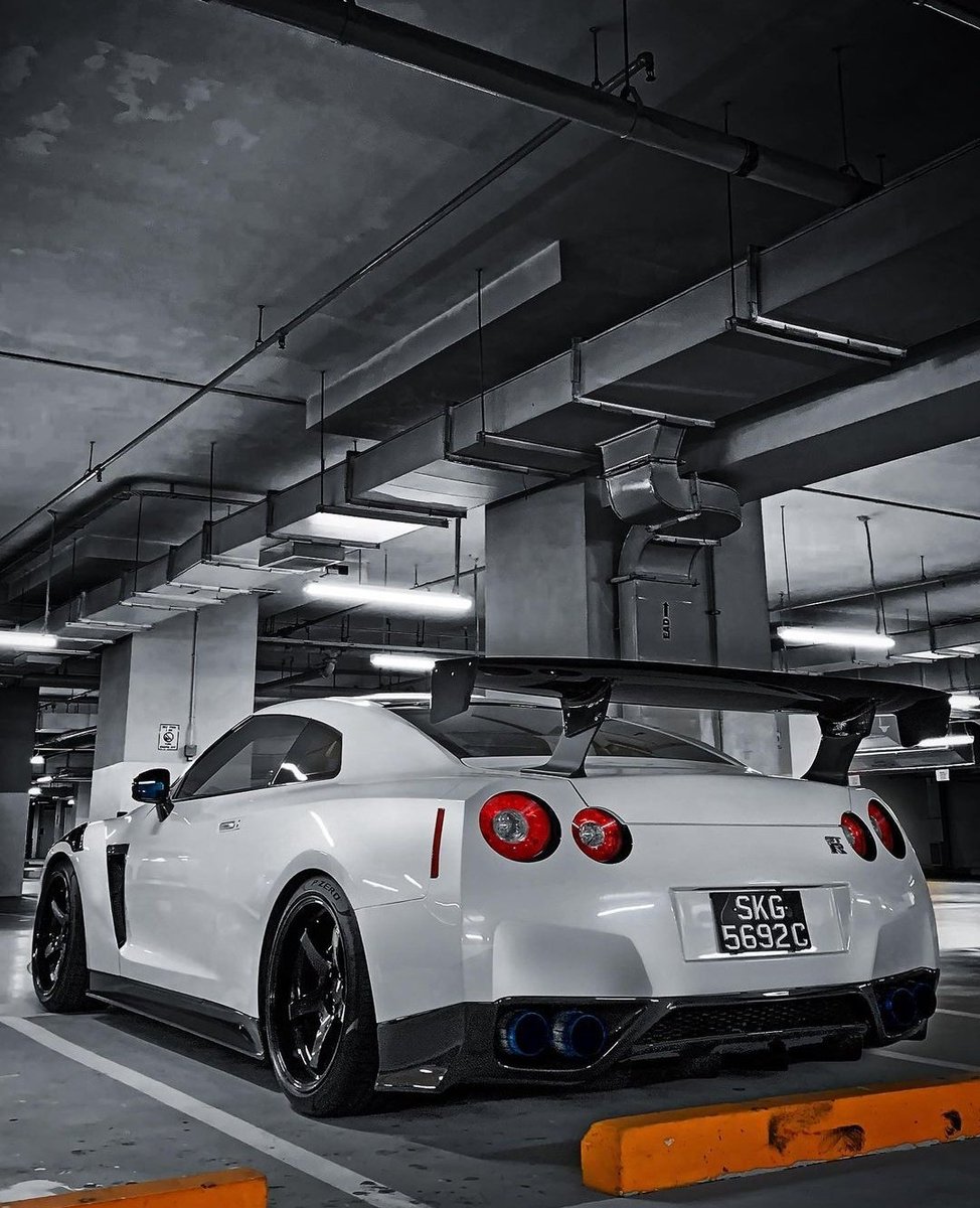 Nissan GTR-R35