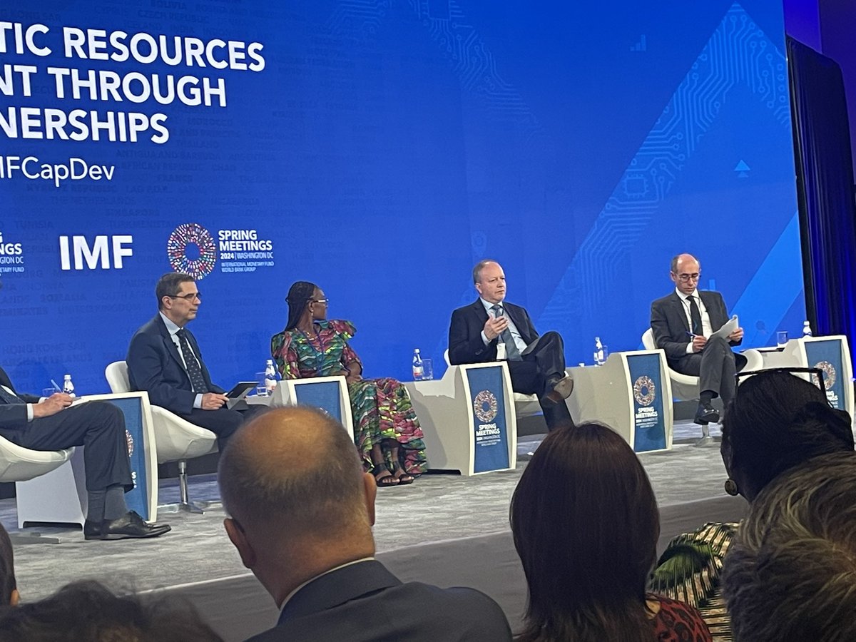 demetcabbar's tweet photo. Vitor Gaspar - “The Fund’s Global Public Finance Partnership brings together the revenue mobilization and spending side of public finances together with a focus on member country needs” @imfcapdev @IMFNews #gpfp https://t.co/ZA9uoV251M