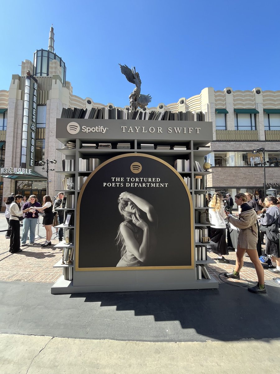 THE TORTURED POETS DEPARTMENT x SPOTIFY! #TSTTPD