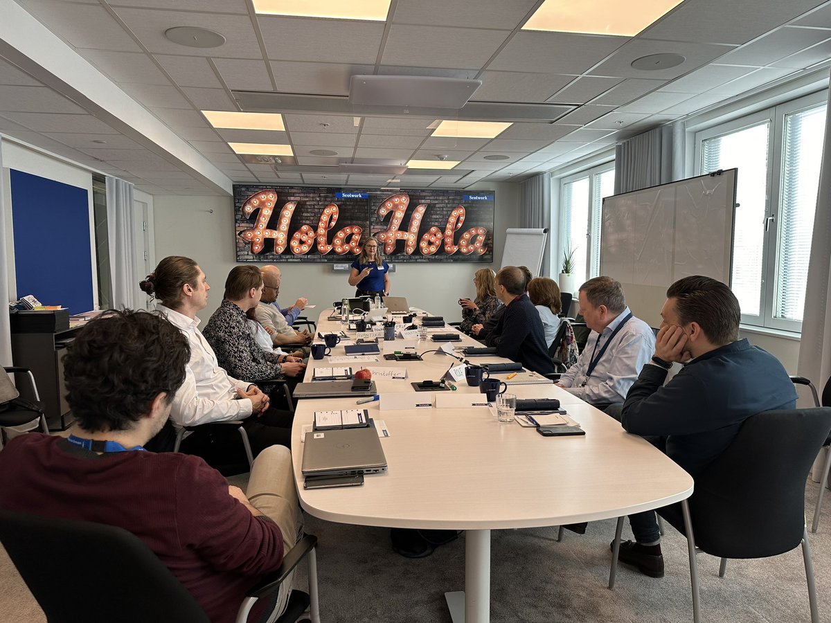 3 days together with project managers from around the world training to become great negotiators while securing long term relationships with clients.

scotwork.se
scotwork.com

#scotwork #advancing #negotiation #skills #training #global