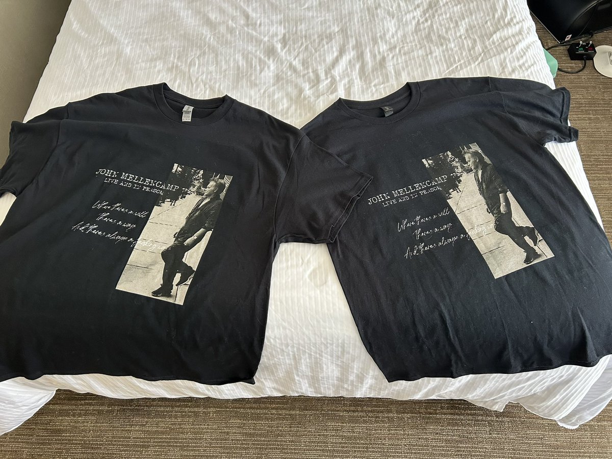 Laying out our matching shirts for the evening…
@Jessica22235792 
@johnmellencamp 
#johnmellencamp
#mellencamptour