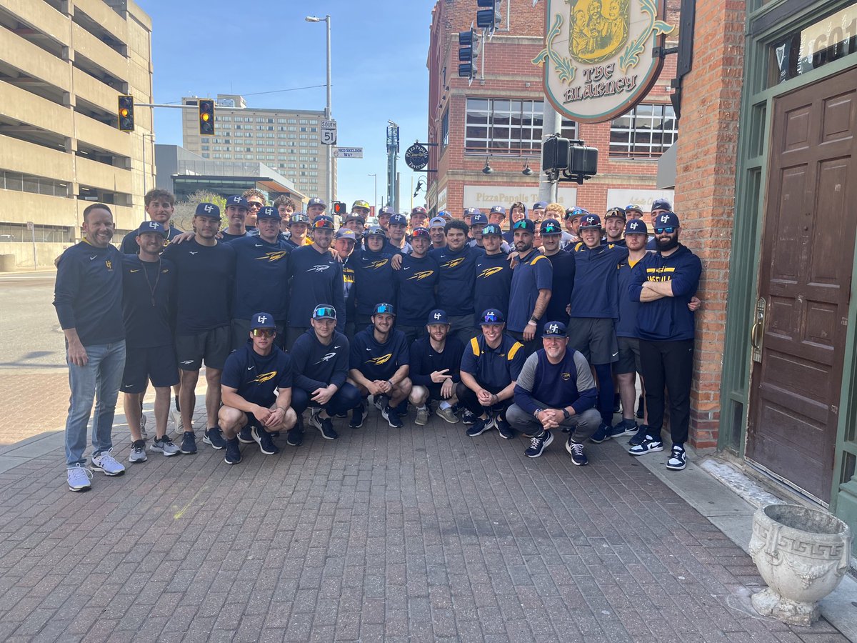 Getting ready to take on Michigan tonight ⁦@MudHens⁩ Fifth Third Field. Game starts at 6pm. A special thanks to The Blarney for another fantastic team meal. #TeamToledo 🚀⚾️