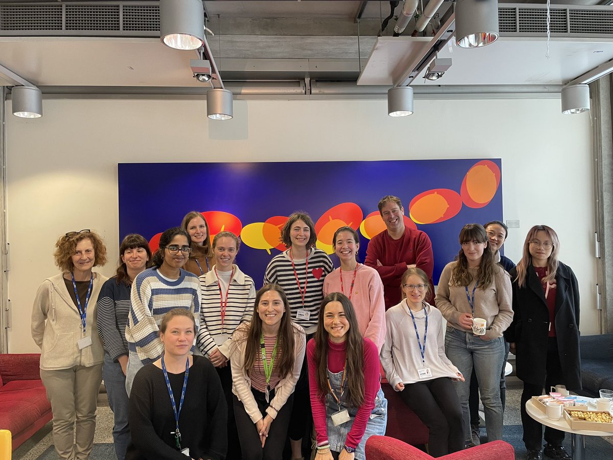 Great session today in our @CBRB_Imperial women’s group hearing how @dandavis101 is helping recruit and retain women @ImperialLifeSci @imperialcollege - thank you Dan and thanks to everyone, from professor to MRes student for joining us and building our community #WomenInScience