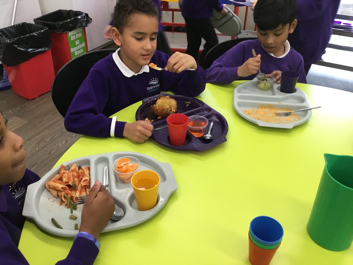 Tuesday's lunch was all about tasty pasta dishes and jacket potatoes! Cheese and biscuits for dessert was also popular, as was the salad bar and fresh fruit @relish_food