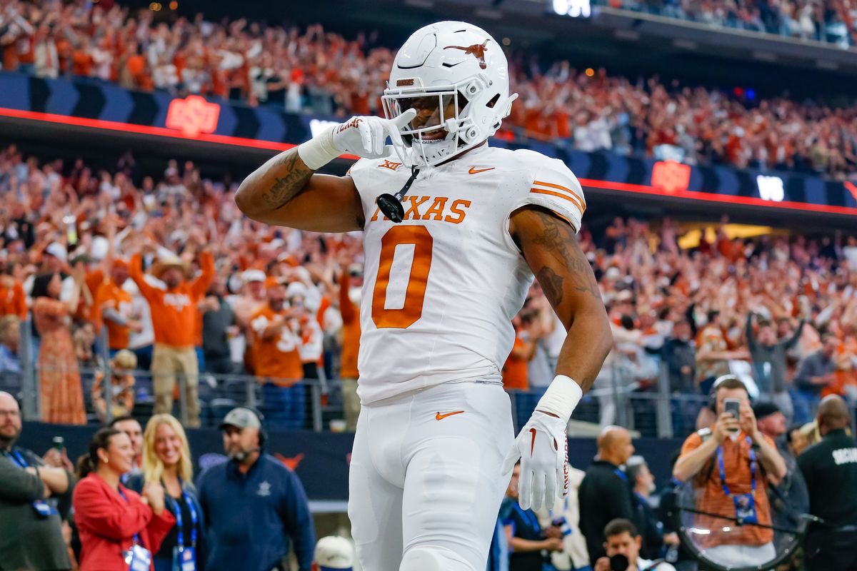 9 Days till the NFL Draft 🤘 What Team Do Your Think Would Be the Best Fit for JT Sanders?