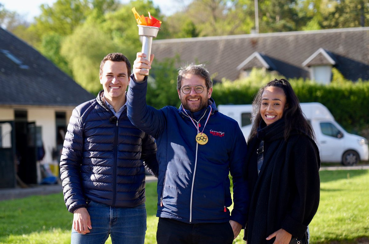 Mission accomplie pour IMBATABLE DU SEUIL … Au tour d’ANAIS d’aller chercher sa qualif pour les #JO2024 💙🖤❤️💛💚 @jeuxolympiques Merci au fiston @CharlyMilpied