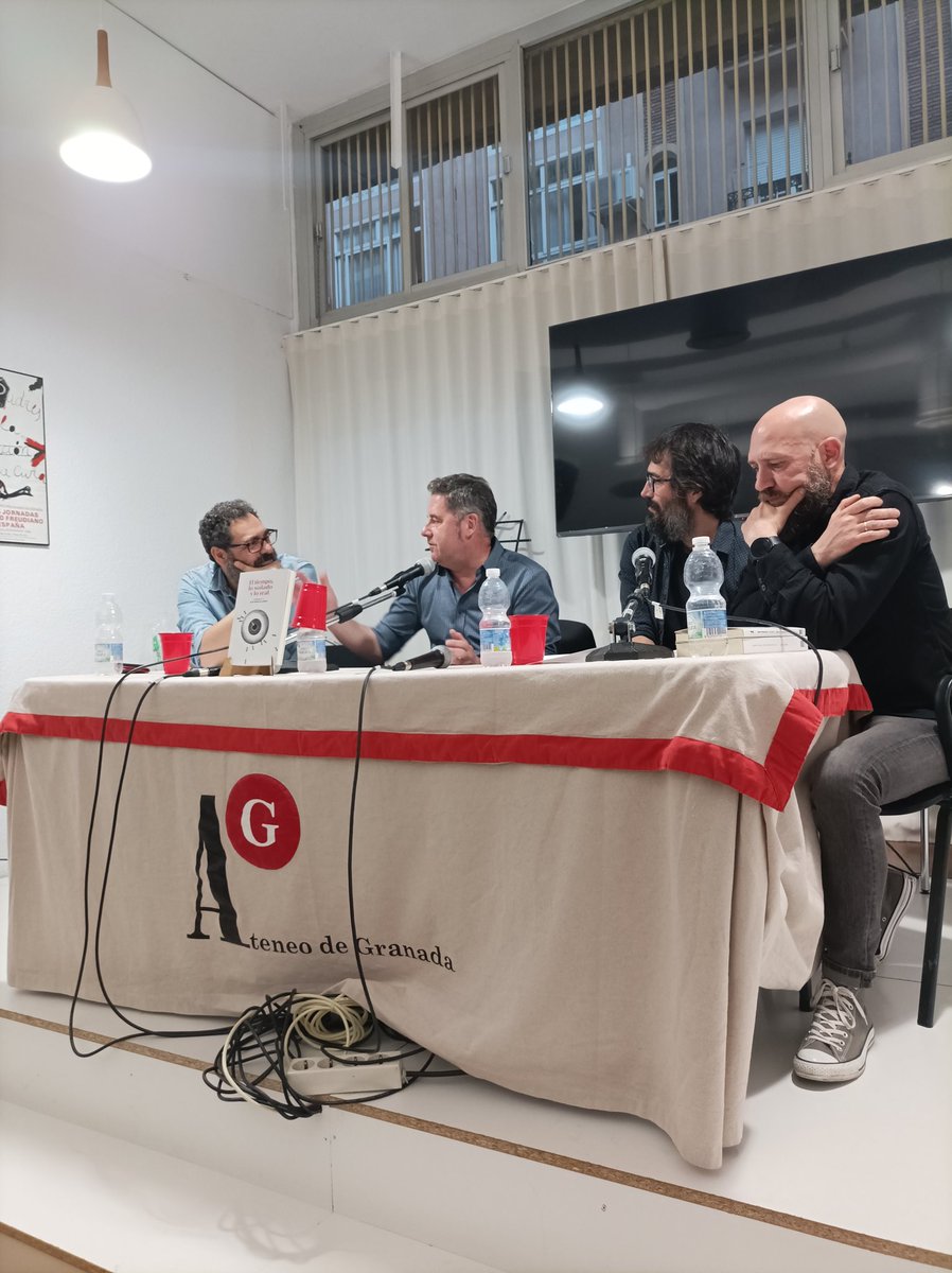 En @AteneoGranada conversación sobre música, orígenes y etica entre @JI_Lapido, Raúl Bernal, Fernando Jaén y @JaviGilabert, con motivo de la publicación de 'El tiempo, lo sonado y lo real'