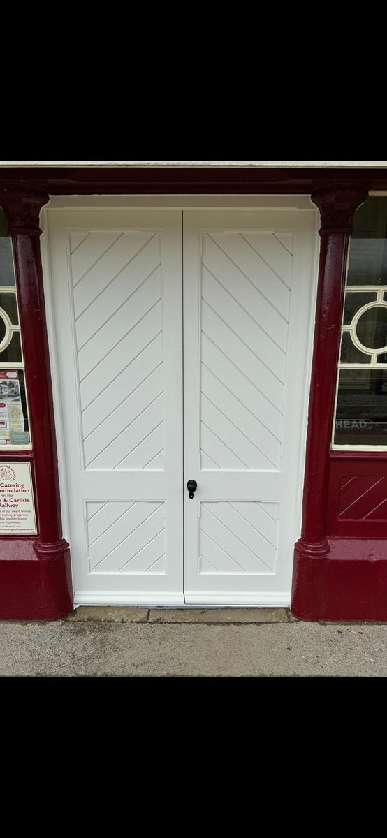 Brand new hardwood door installed at #Ribblehead by @SettleCarlisle on contract to @networkrail this week. A great example of #Settlecarlislefamily working collegiately with the industry. Before you ask, this white is purely an undercoat with fitting Midland red to follow!