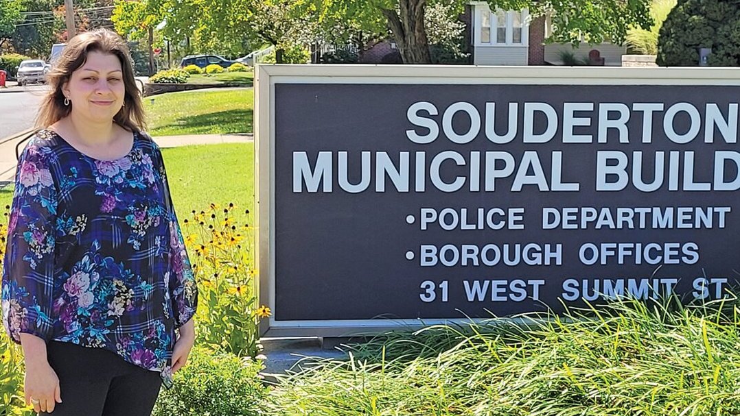 Stacy Crandell is out as Souderton Borough Manager after just six months on the job, and officials are mum as to the reason. 🔗buckscountyherald.com/stories/stacy-… #souderton #soudertonborough #doylestown #buckscounty