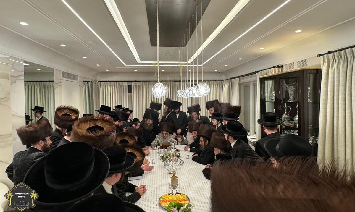 HQSatmar tweet picture