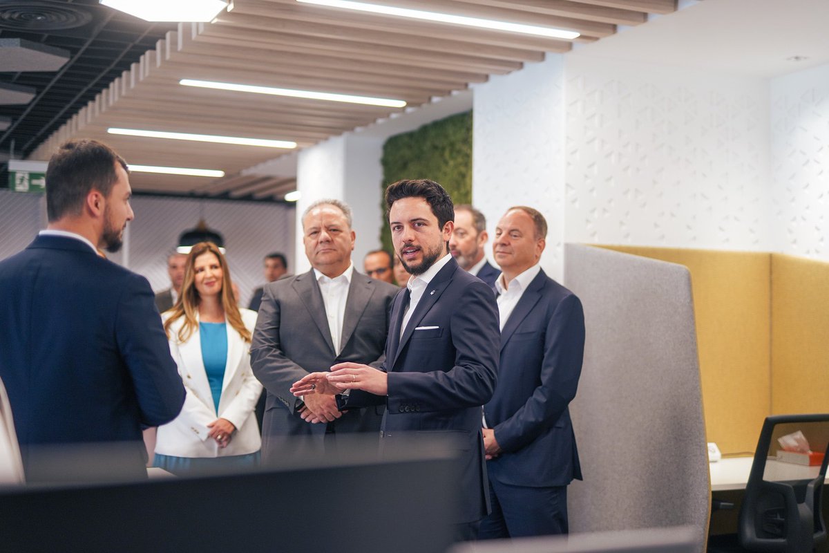 morfaly001's tweet photo. Thrilled to share a momentous day at our Amman office with HRH Crown Prince Al Hussein! His visit really highlights the incredible talent and technology we’re developing here, with growing talent and commitment to support our clients. #PwCProud @PwC_Middle_East https://t.co/dZKjjfaztL