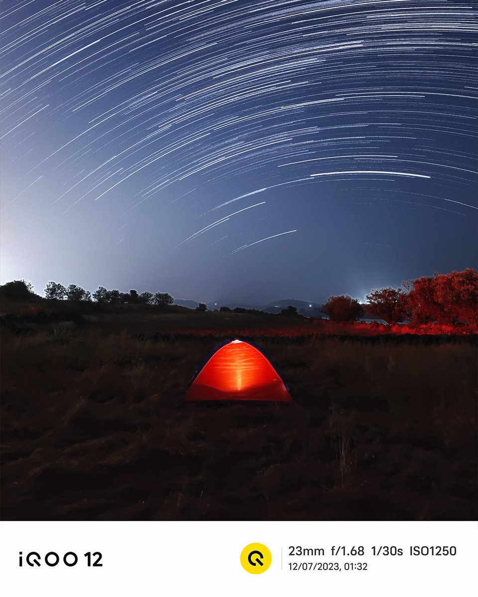 Witness the magic of the cosmos come to life with the 50MP Astro Flagship Camera on the #iQOO12 Desert Red. 🌟📷 Sale is live @amazonIN and mshop.iqoo.com/in Buy Now: bit.ly/49u6lue #iQOO12 #AnniversaryEdition #BeTheGOAT