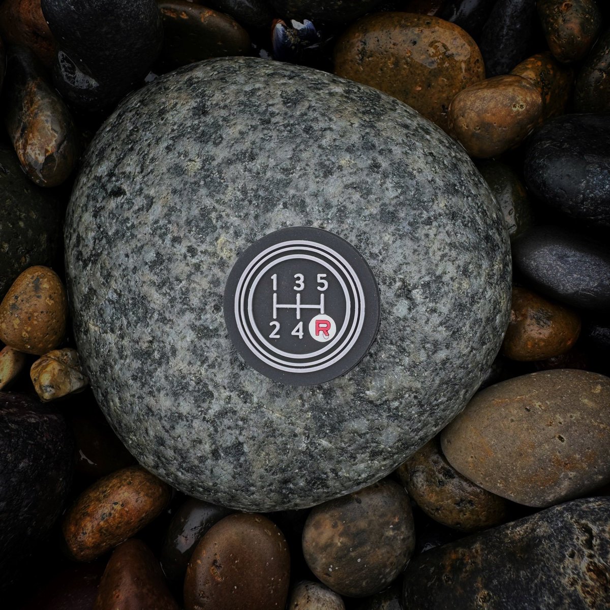 There’s nothing like leaving the confines of the pavement. 

This upcoming PVC cat Eye pays tribute the 5 spd pattern shift knob for the legendary FJ40 and 60 series Land Cruisers. 

#prometheusdesignwerx #betheoutsider #soon #adventuregear #fj40 #60serieslandcruiser