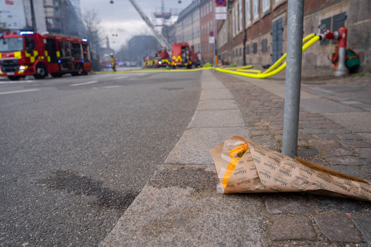 I Dansk Erhverv plejer vi at sige, at sammenhold er det stærkeste hold. Og lige præcis sammenhold er det ord, der bedst beskriver den overvældende støtte, vi har modtaget i dag. Tak 💔 #SammenOmBørsen