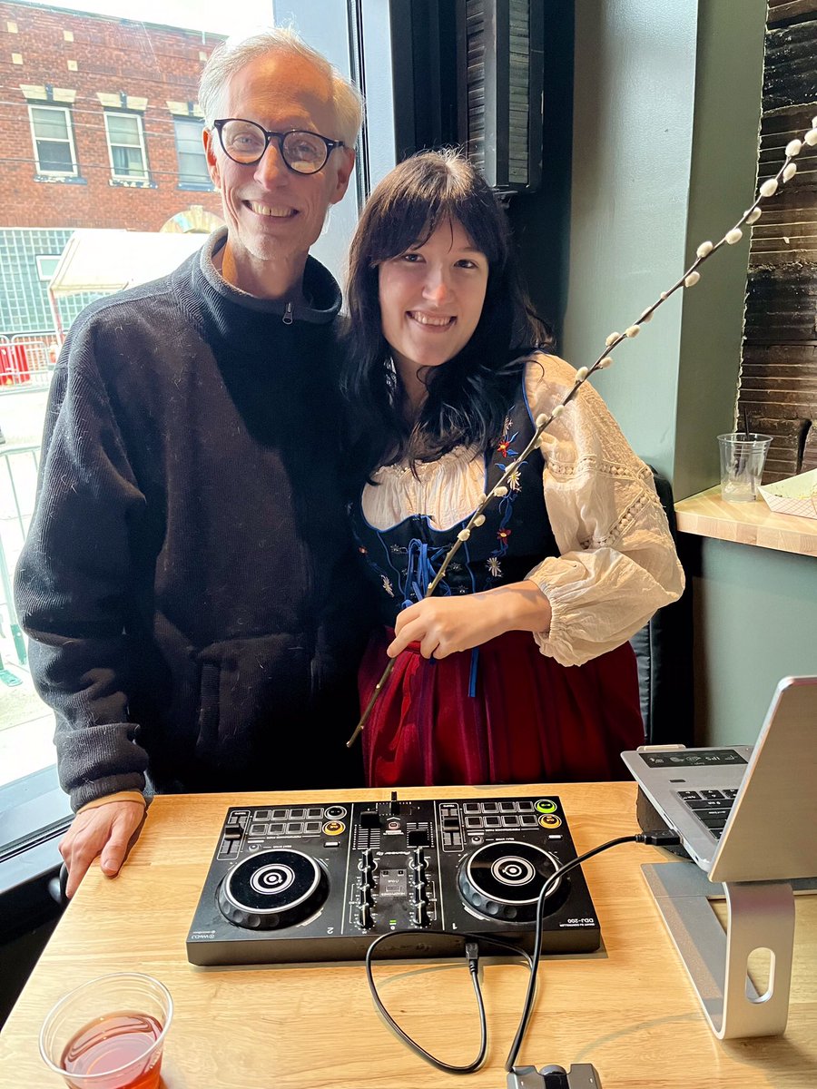 Amidst the vibrant festivities of the Dyngus Day Celebration at 5428 Detroit Ave. in Cleveland, I made a stop at Banter Cleveland. It was great to engage in conversation with the two extraordinary DJs, Mimi Dromette and DJ Dynamo, who were orchestrating sounds for the crowd.