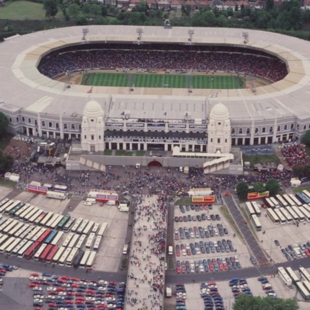 Benonwine tweet media