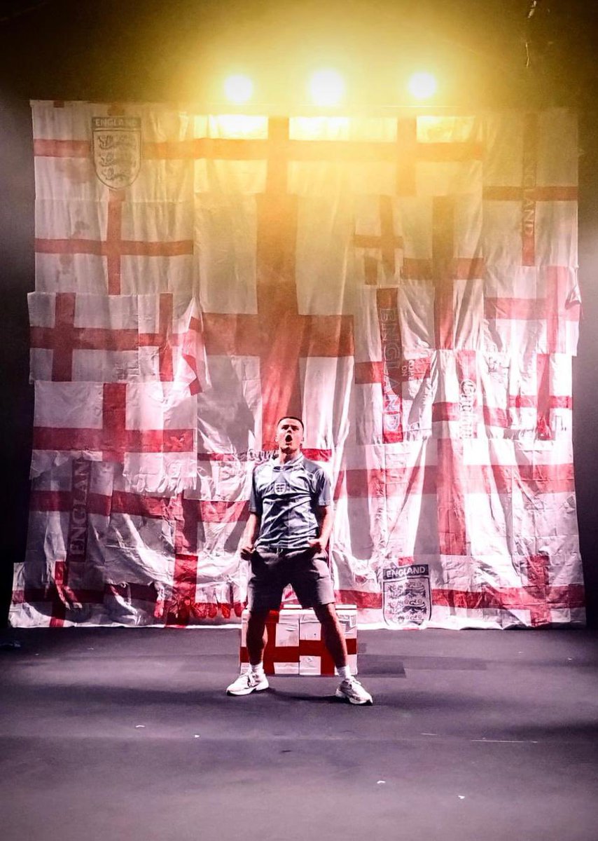 bumflareplay's tweet photo. Here it is. 

‘Why I Stuck At A Flare Up My Arse For England’ at @swkplay 

Kick off at 8.45PM tomorrow. 

Tickets via link in bio🎟️

#bumflareplay #bumflareman #England #theatre #londontheatre https://t.co/MnIuLxTW5m