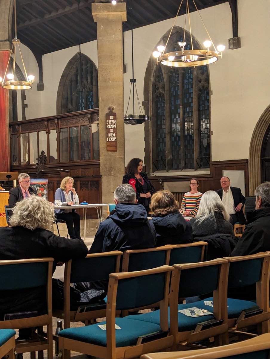 Good to hear from @LeonieC at tonights @SouthfieldsGrid GLA hustings in #Wandsworth looking forward to another 4 years of her as our #Labour Assembly Member #voteLabour