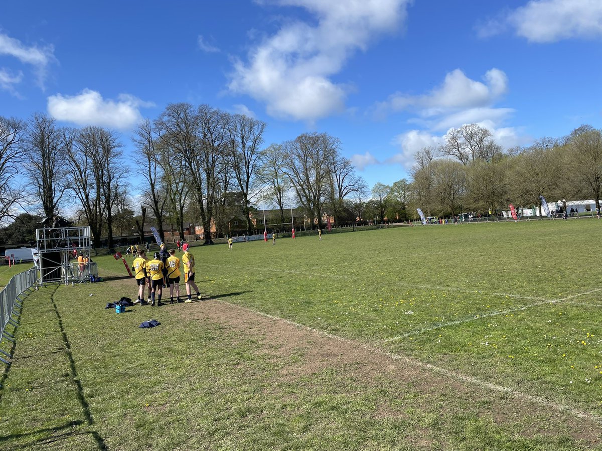 What a day at the @UrddWRU7 today was able to get out and about and watch all the Year 10 Vale Schools competing many EPP boys on show and was able to help out the @strichardgwynba Year 10/11 girls who got to the semis of the cup and unfortunately lost but a great day all round