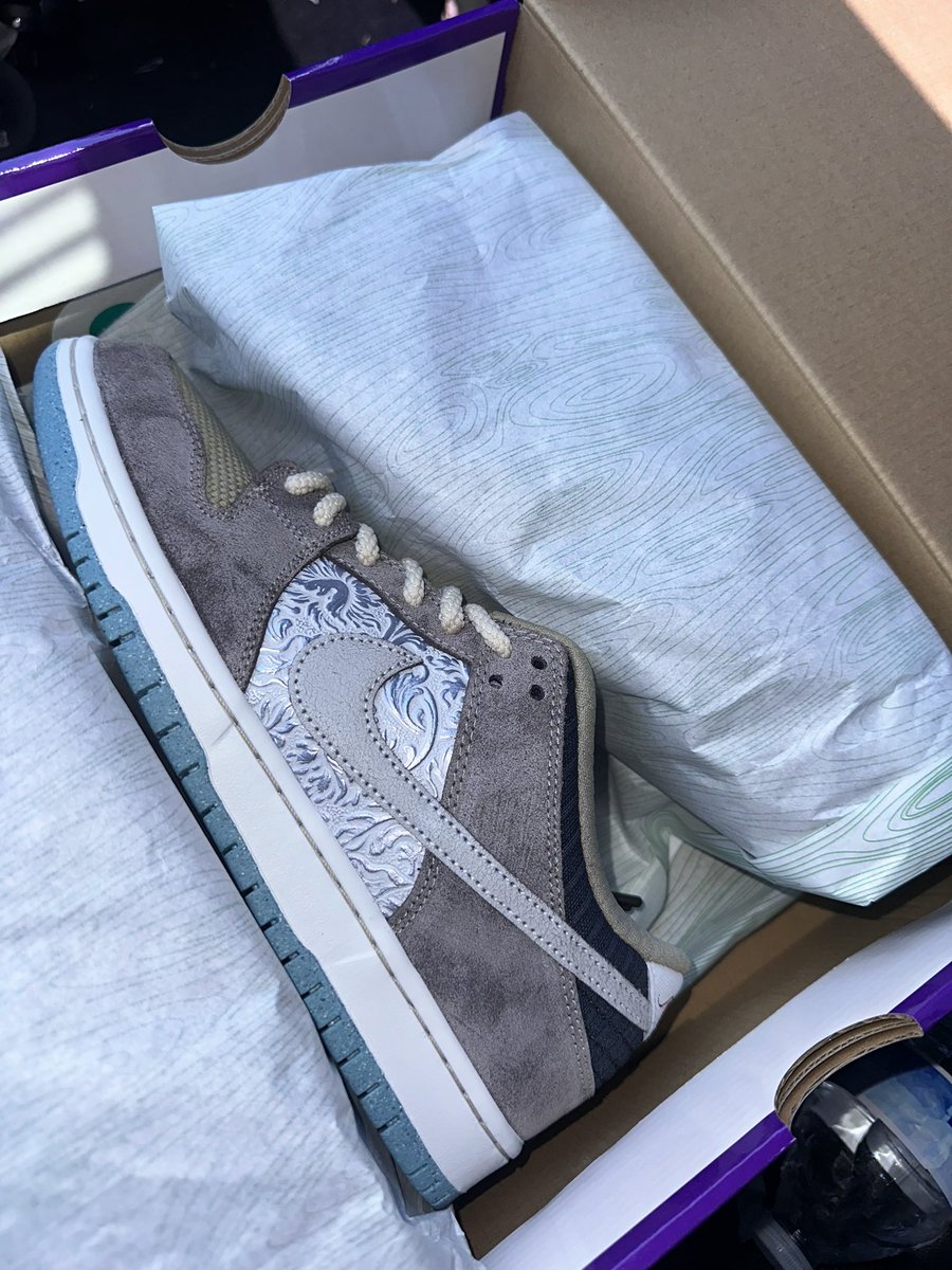 Someone take my 9.5 and trade me an 11 or 10.5