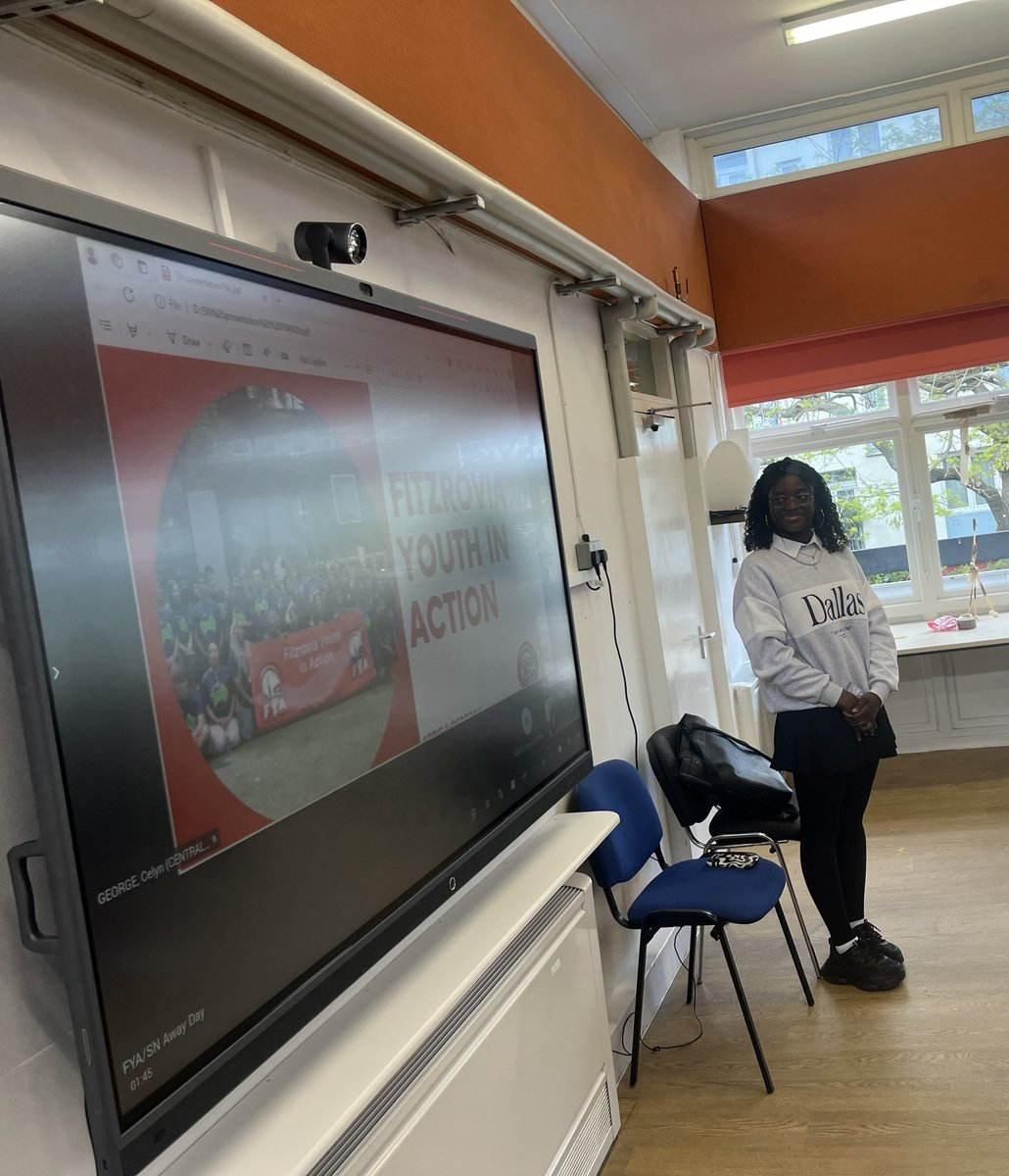 Youth in Action!💫 huge thanks to FYA Alumni Ambassador Deborah for codesigning & delivering a mini materclass today to Camden School Nurses! “It was very informative & great to hear from the youth lens!” Interested in youth coproduced training? E:abbie.mitchell@fya.org.uk #youth