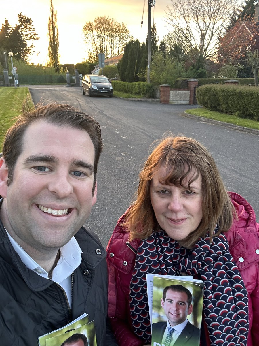A bit of sun in the evening eventually! ☀️ Lovely evening to be out meeting residents. #Carlow #Phelan1 #YourCouncillorOurCarlow