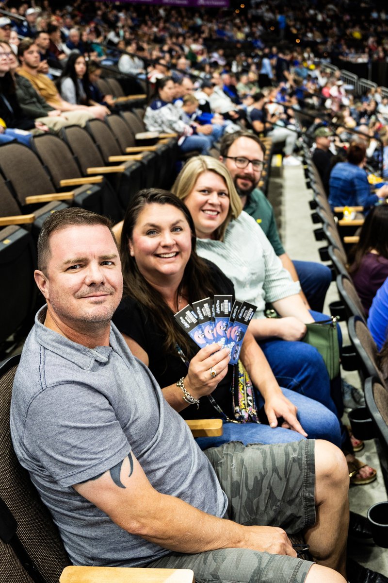 This past Saturday at the Jacksonville Icemen  game tickets were given to a lucky row of fans for the Luke Combs concert May 3 and 4 at EverBank Stadium  !! 🏒🎟️ 🎟️ Get tickets: brnw.ch/21wISqL