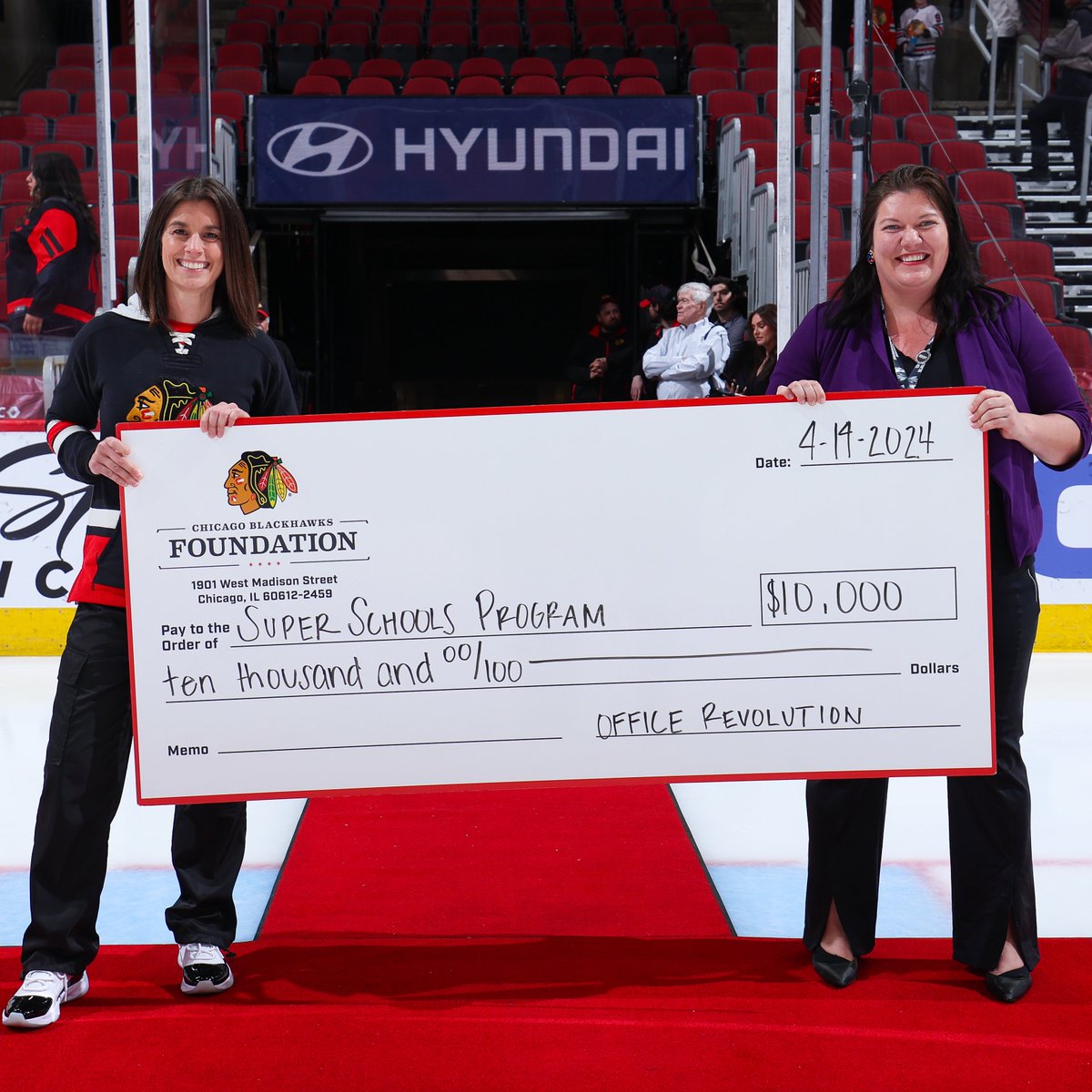 Chicago Blackhawks tweet media