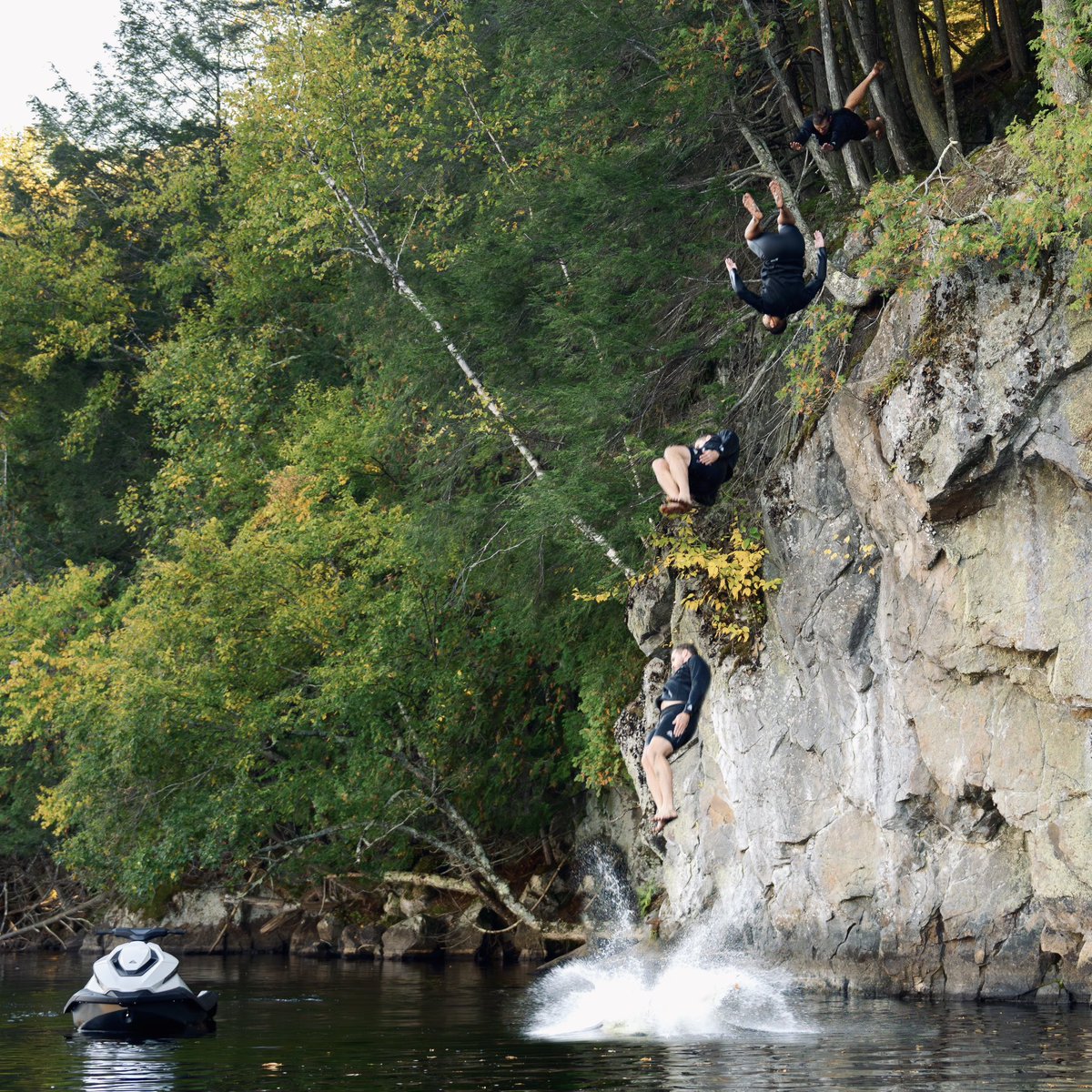 Jumping into Orca Season like… 🤙⚡️
//
Plongez dans la saison Orca! 🤙⚡️

#OrcaSeason #ev #pwc
