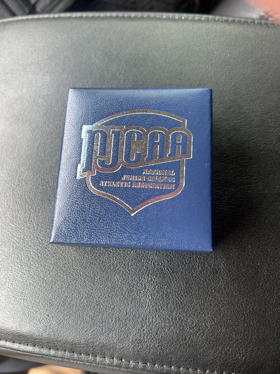 Donovan Brown tweet media