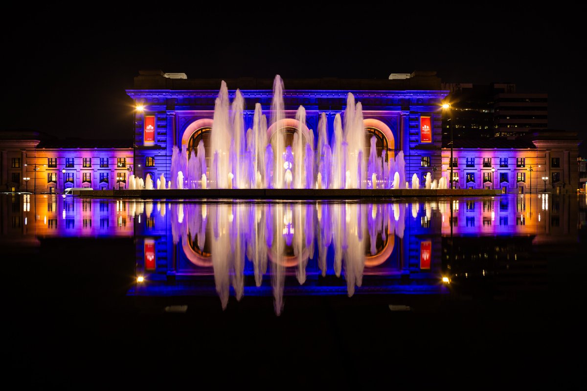 Today Kansas City celebrates Fountain Day! The city is home to more than 200 fountains, but one in particular is special to us. The Henry Wollman Bloch Fountain sits between Union Station and the Liberty Memorial, and honors our school's benefactor and co-founder of H&R Block.