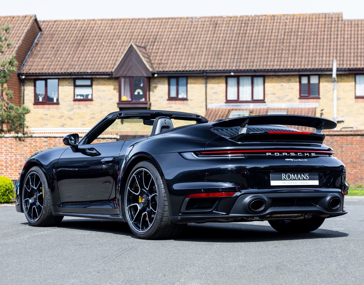 RomansCars's tweet image. Perfect car for the changeable British weather? Come rain or shine - the Turbo S Cab has got your back. #DropTop #4WD