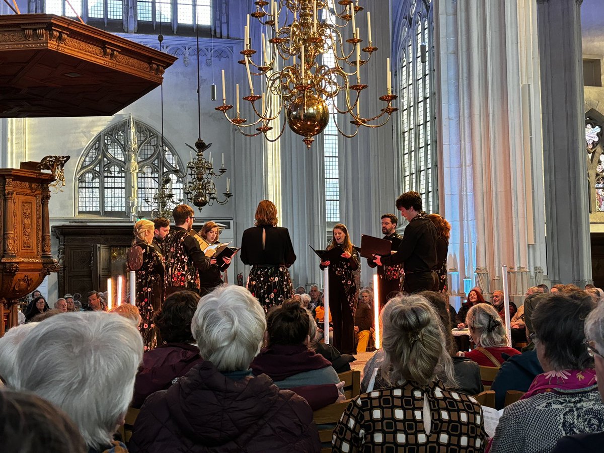 tvanelferen's tweet photo. Onze @Stevenskerk op z’n best: @WishfulSinging zong met de scholars van #Voces8 het prachtige programma “Gregorian Treasures”. 

Indrukwekkende avond. https://t.co/6AEFdpWHMR