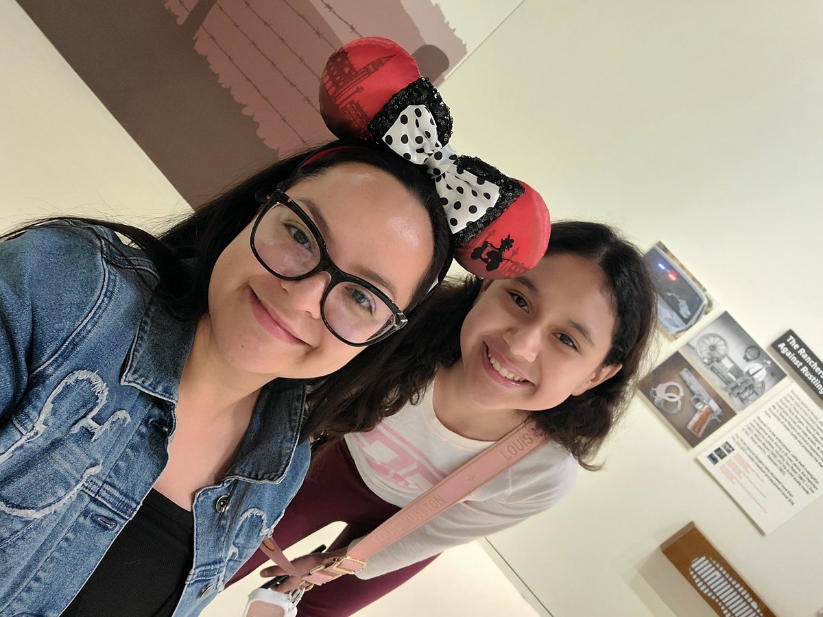 Noche en el Museo de Ciencias e Historia de Fort Worth. 
#AVCato #CISDleadingtheway <a href="/CastleberryISD/">Castleberry ISD</a>